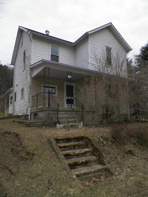 Allemang Real Estate / Howard Hanna